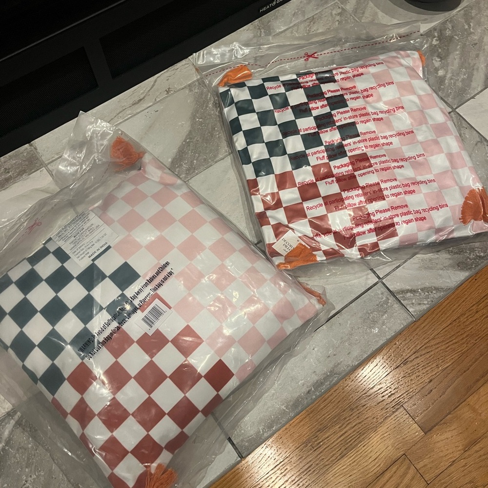 Checkered Pillow Set in Red and Blue
